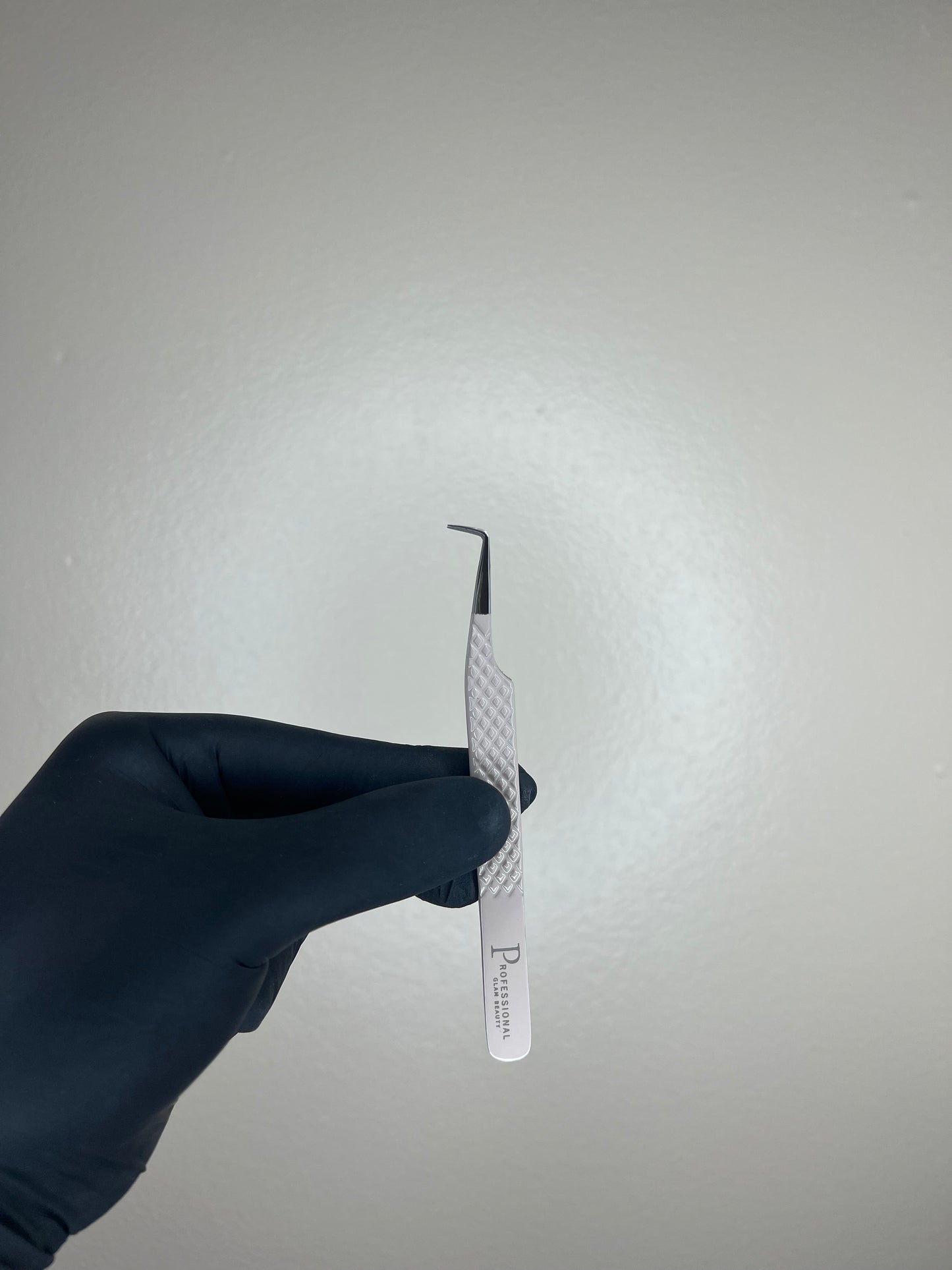 90 Degree Fiber Tip Tweezer