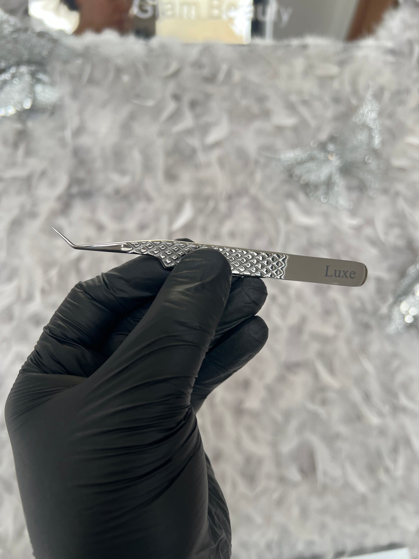 LUXE Fiber Tip Tweezer